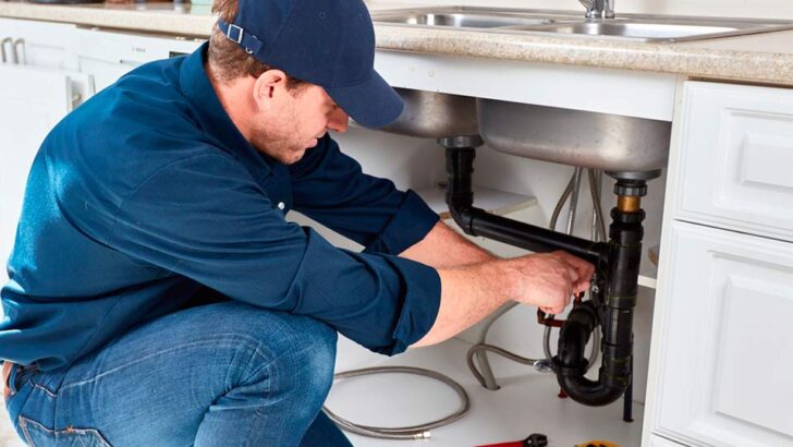 Skilled Immigrants: Work in Canada as a Plumber