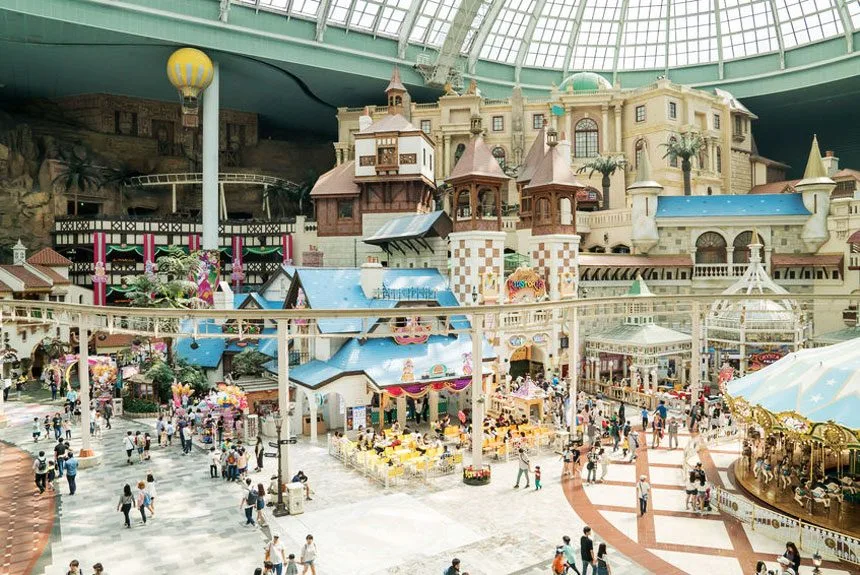 Biggest Indoor Amusement Parks